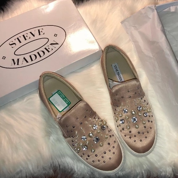 Steve Madden Shoes - STEVE MADDEN | WOMEN SIZE 8 1/2 | SLIP ON SNEAKERS